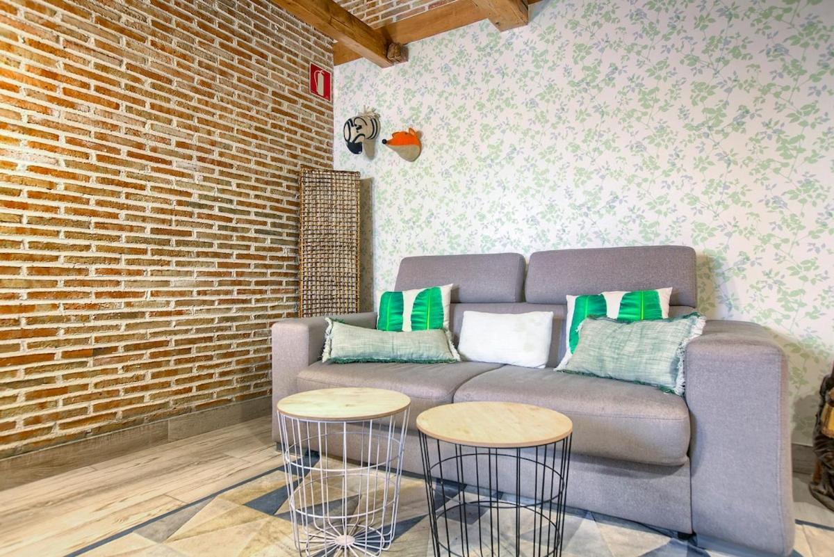 Ap Plaza De Espana 4 Apartment *